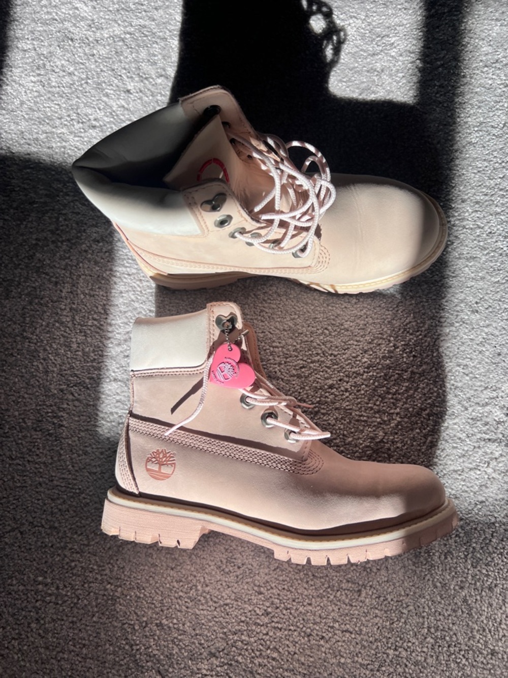 Rare Timberland Premium 6-Inch Love Collection Boots Pink Heart EU 37 US 6